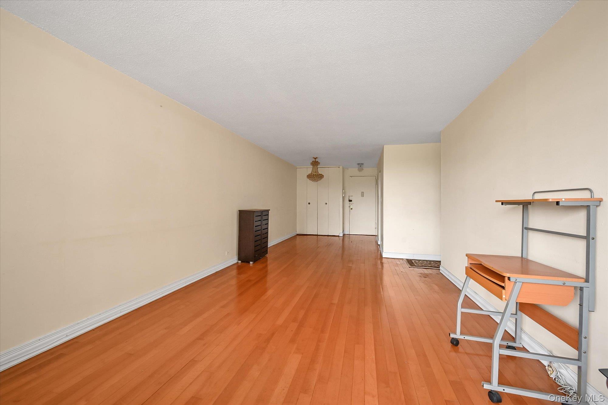 150-38 Union Turnpike, Unit 6F photo 3