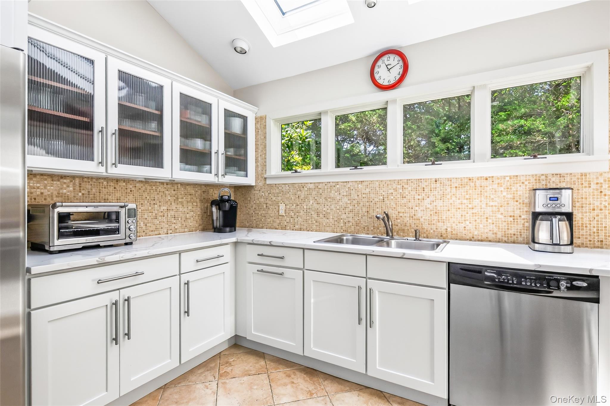 14 Rose Hill Road – For Rent photo 17