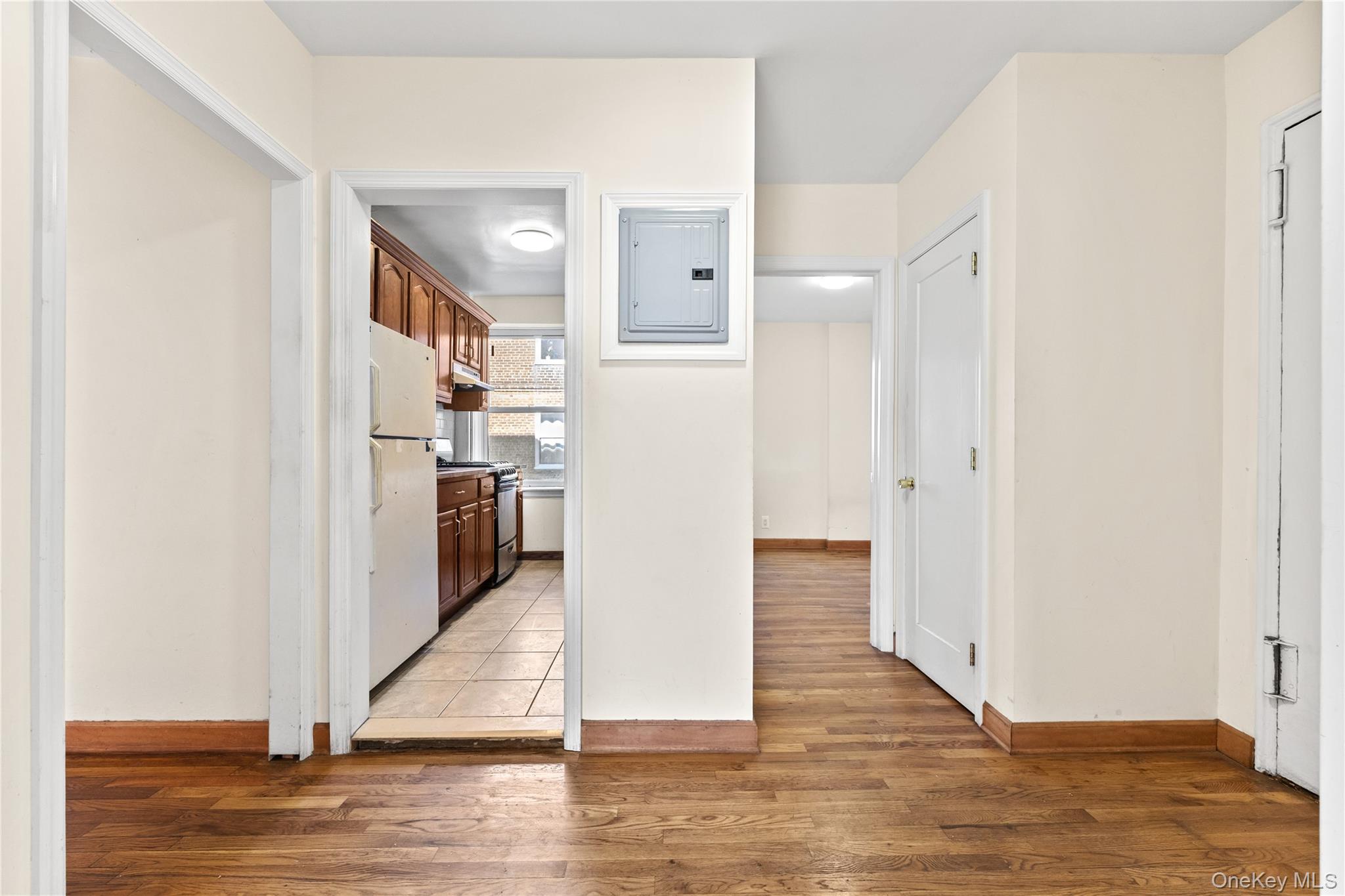 141-21 78th Road, Unit 1B photo 4