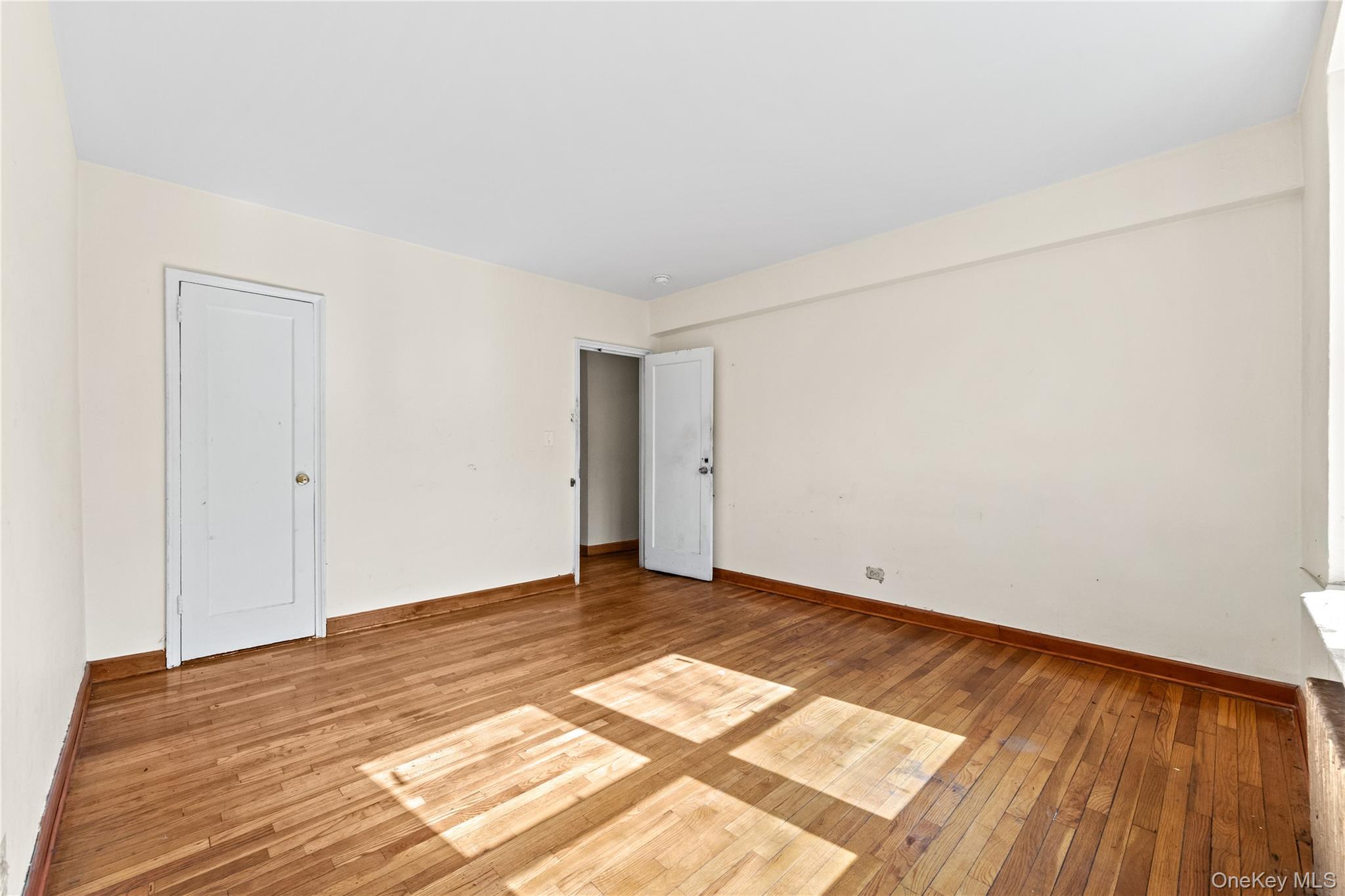 141-21 78th Road, Unit 1B photo 2