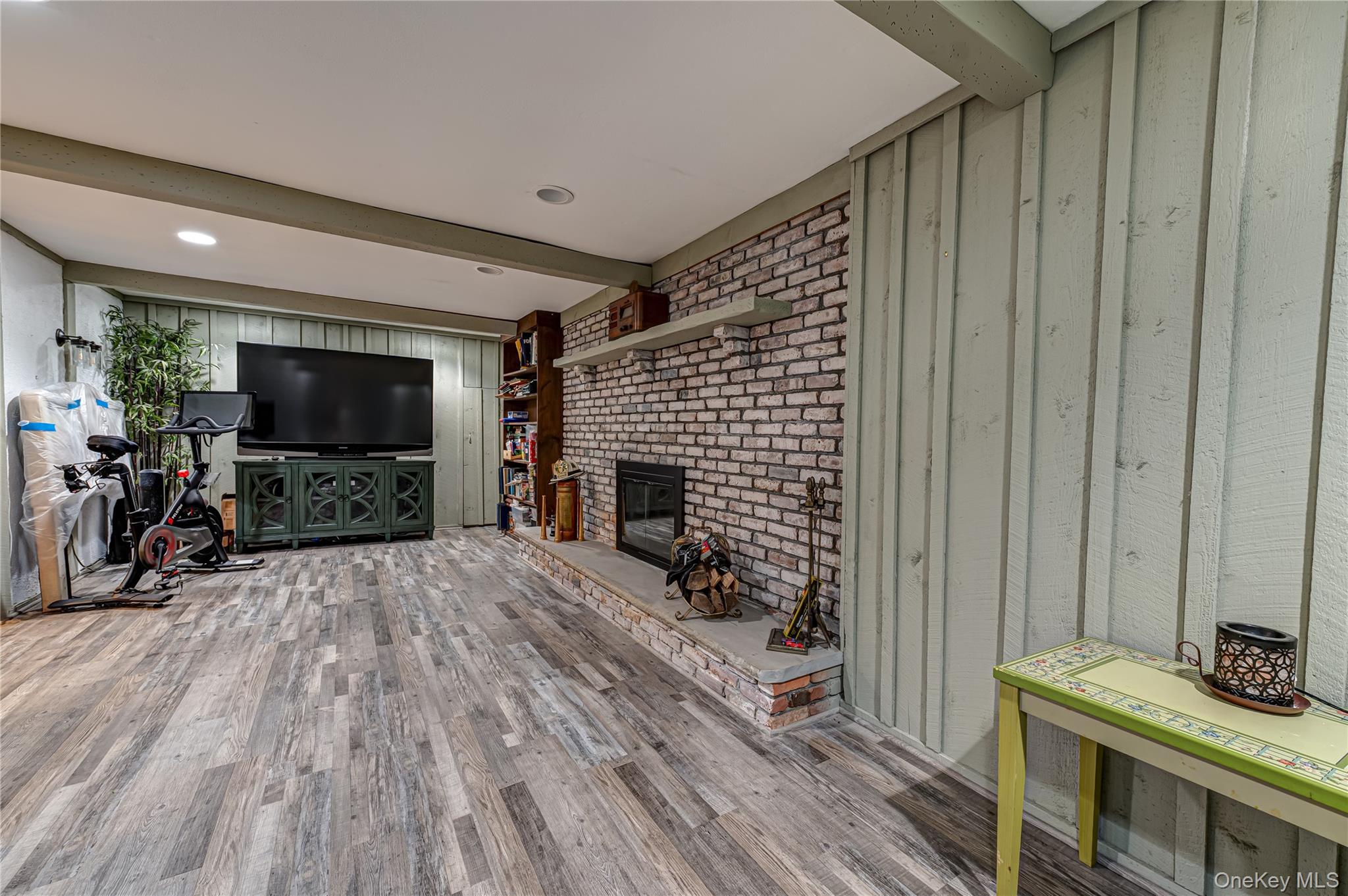 21 Circle Drive – For Sale photo 33
