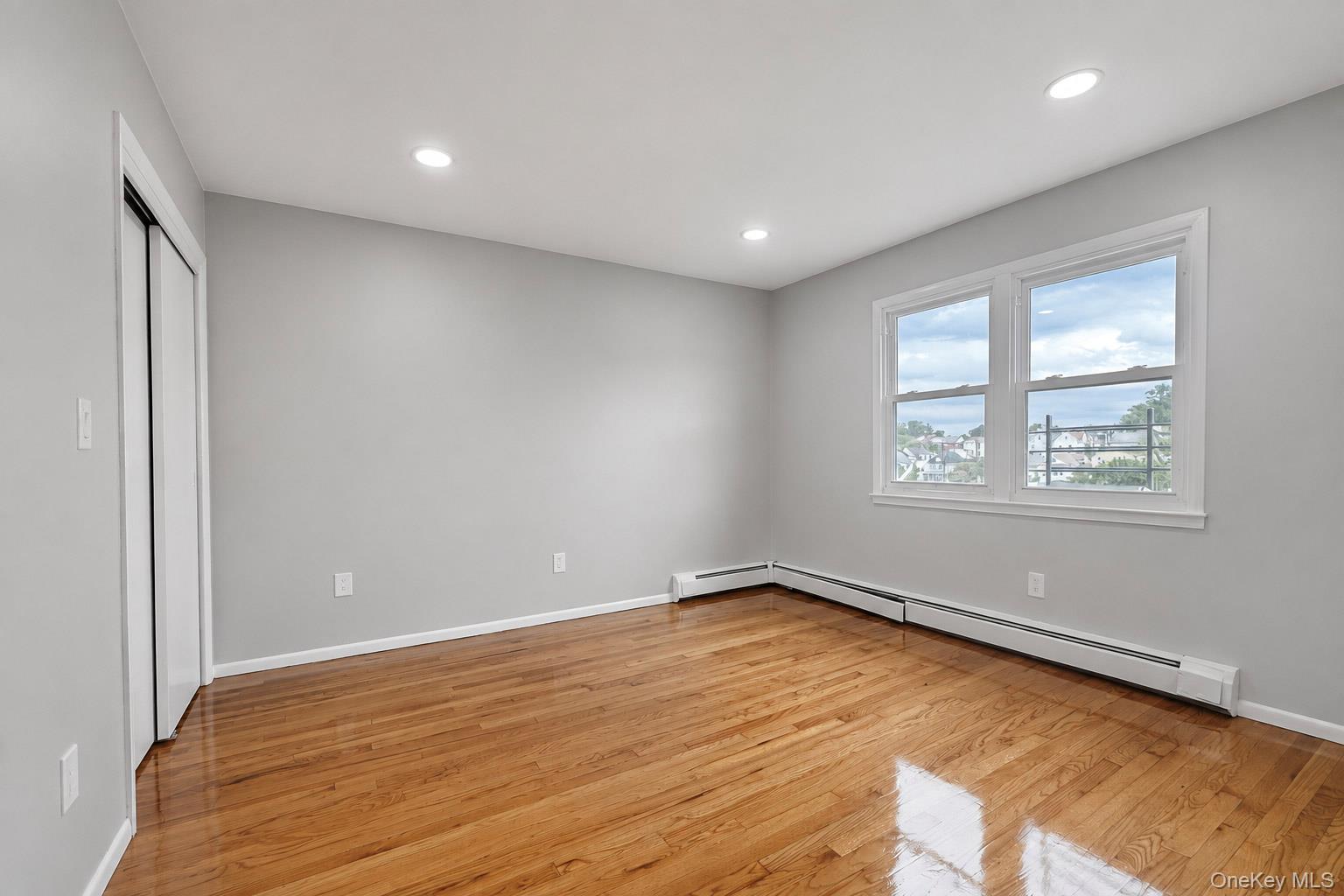 54 Farquhar Avenue, Unit 1 photo 13