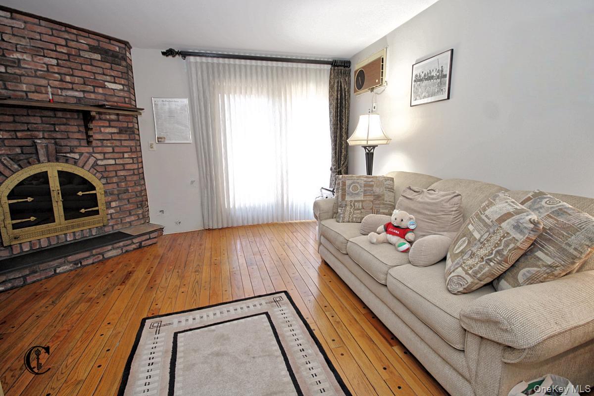 2026 E 74 Street – For Sale photo 15