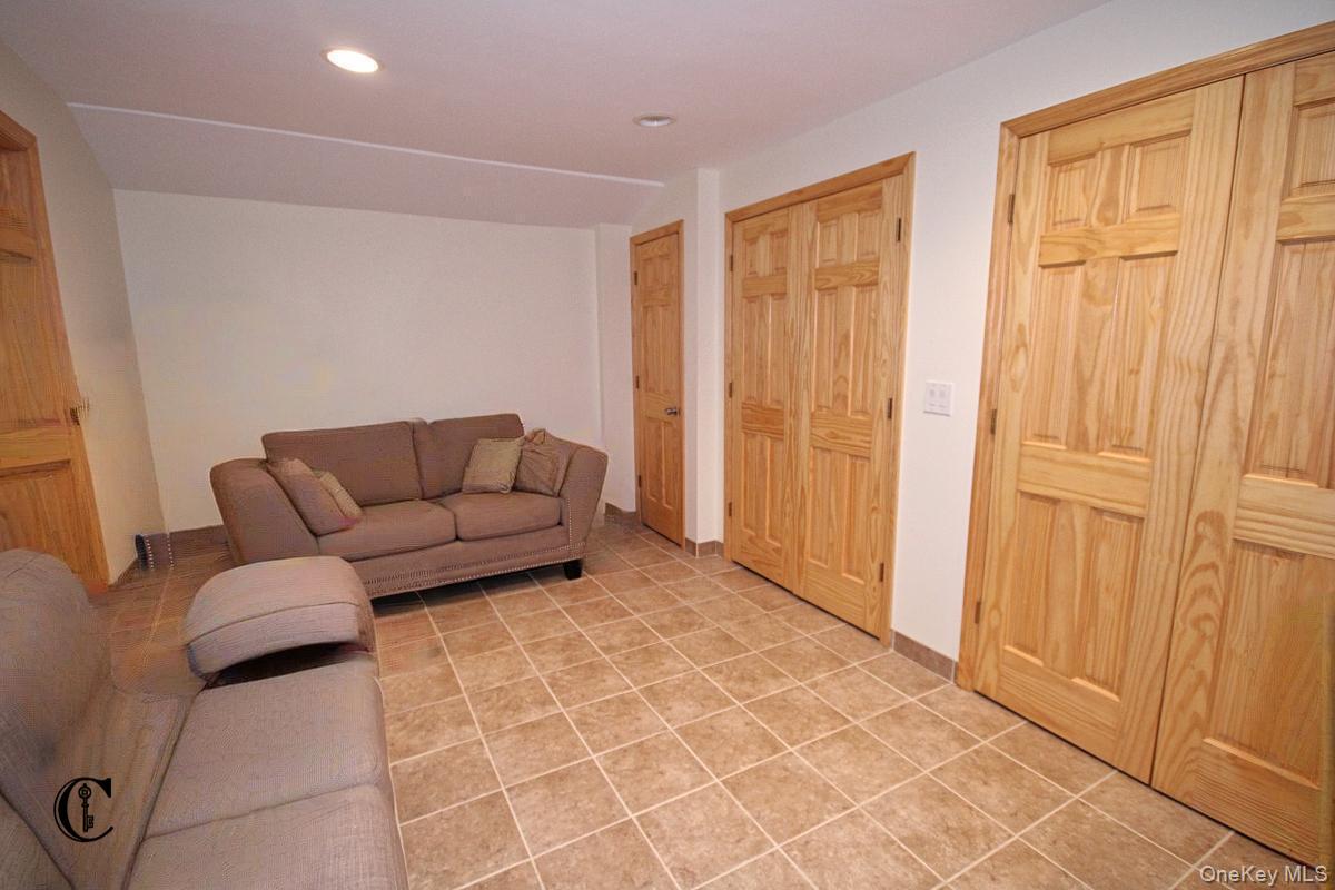 2026 E 74 Street – For Sale photo 18