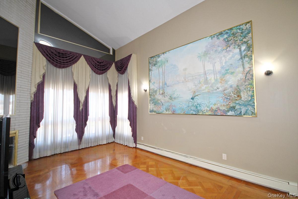 2026 E 74 Street – For Sale photo 23