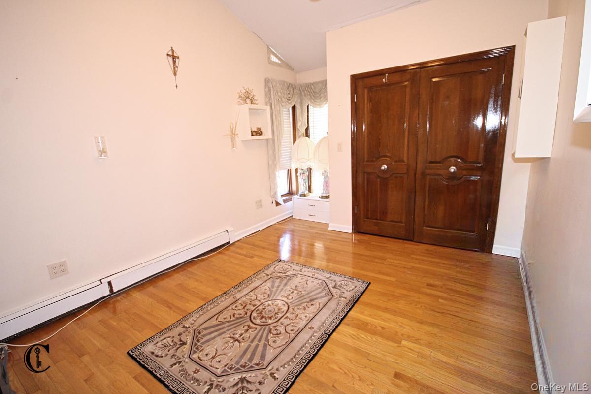 2026 E 74 Street – For Sale photo 33