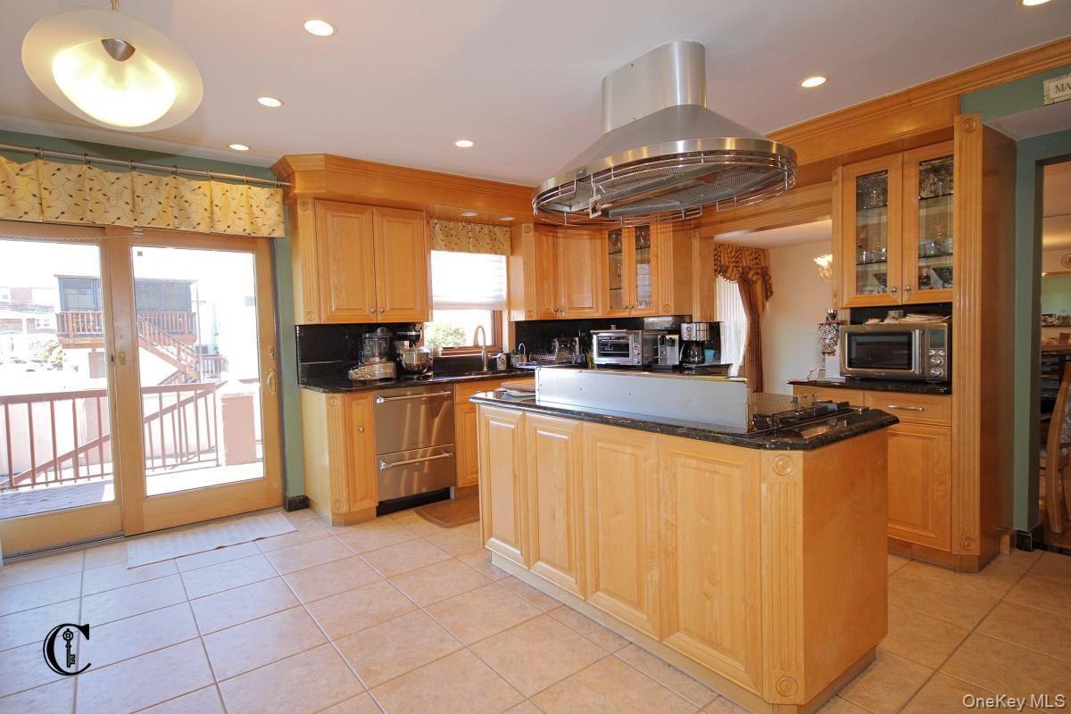 2026 E 74 Street – For Sale photo 10
