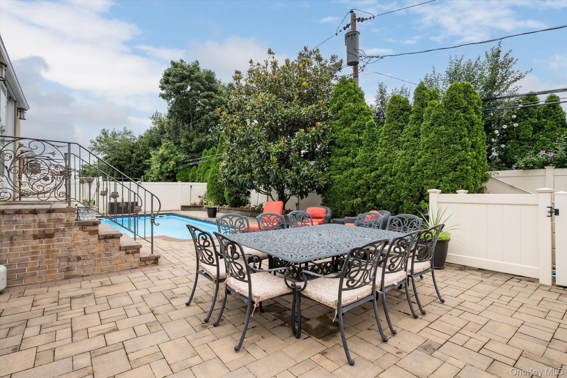 1118 Howard Drive – For Sale photo 22