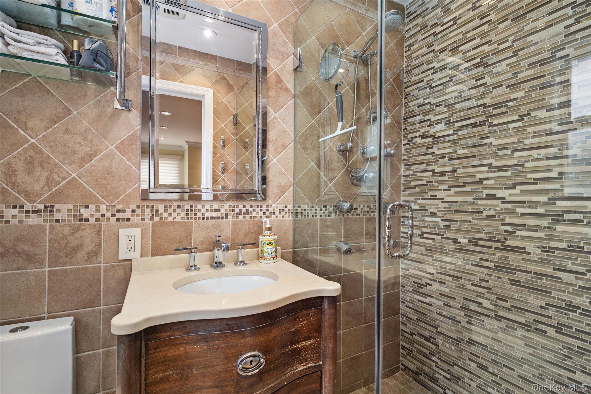 1118 Howard Drive – For Sale photo 20