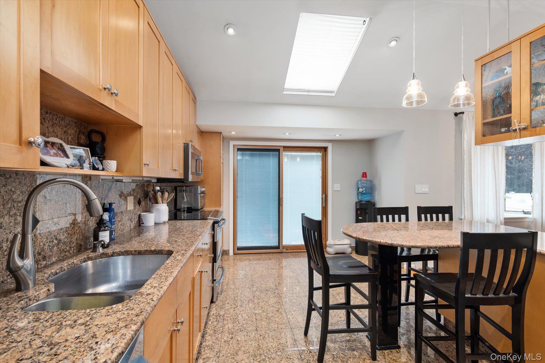 1118 Howard Drive – For Sale photo 8