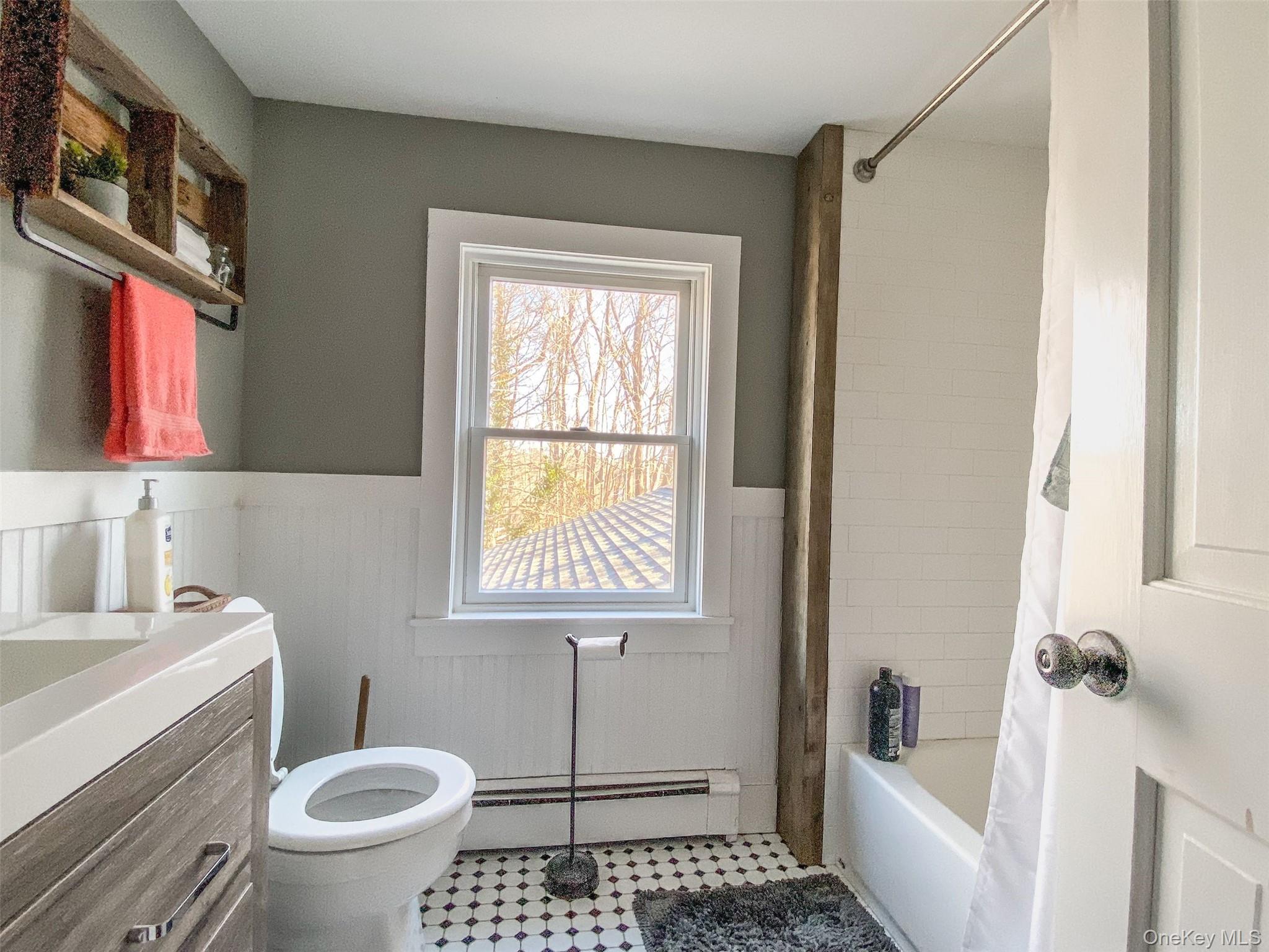 14500 Main Road – For Rent photo 11