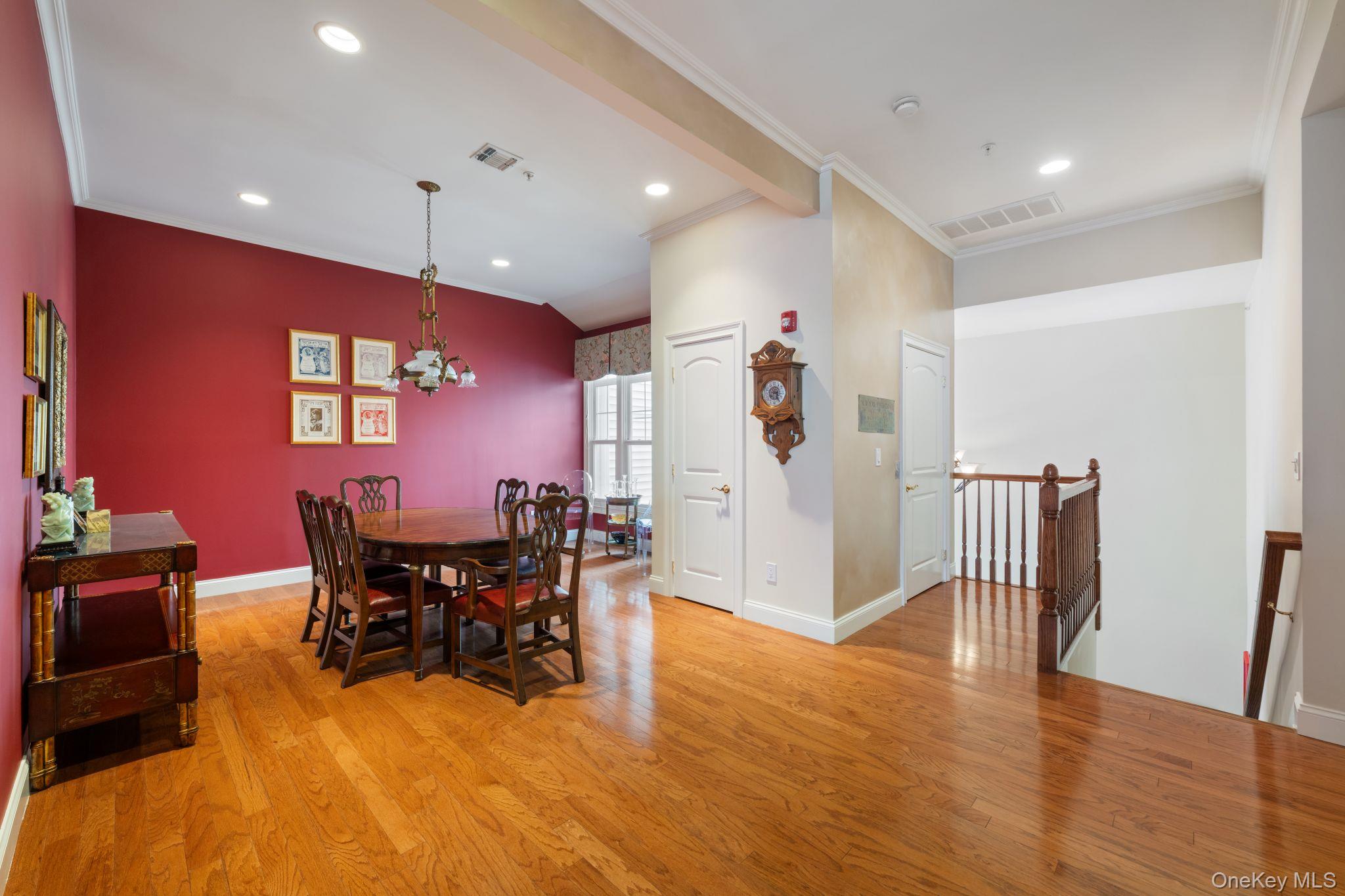 469 Pacing Way – For Sale photo 3