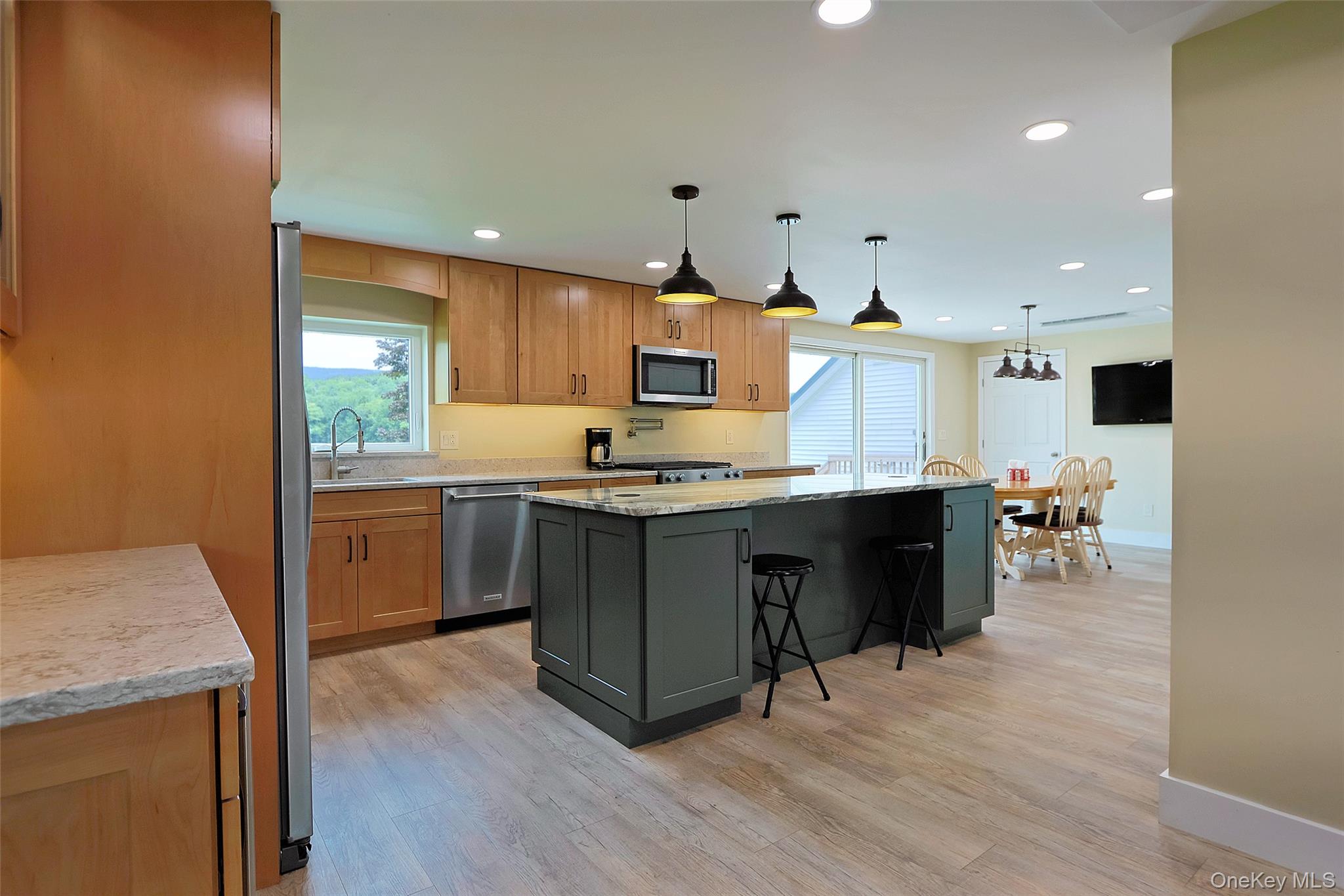 4 Low Road – For Sale photo 13