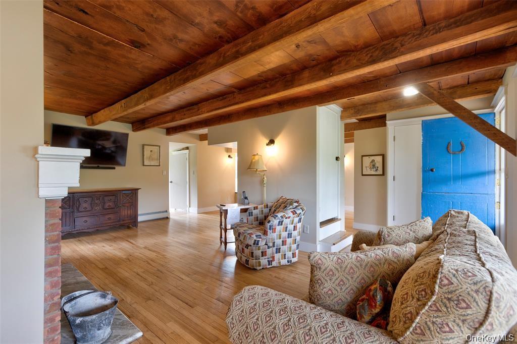 4 Low Road – For Sale photo 6