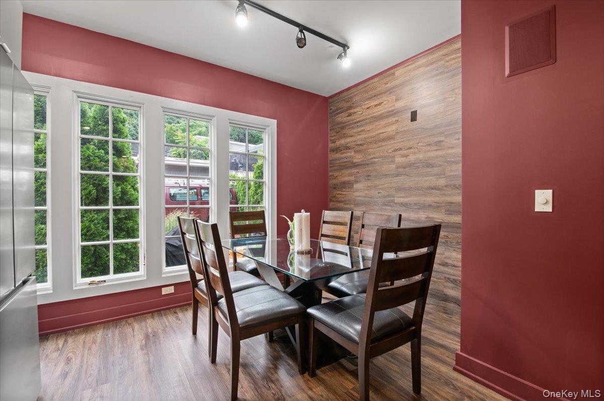 97 Pine Hollow Road – For Rent photo 8