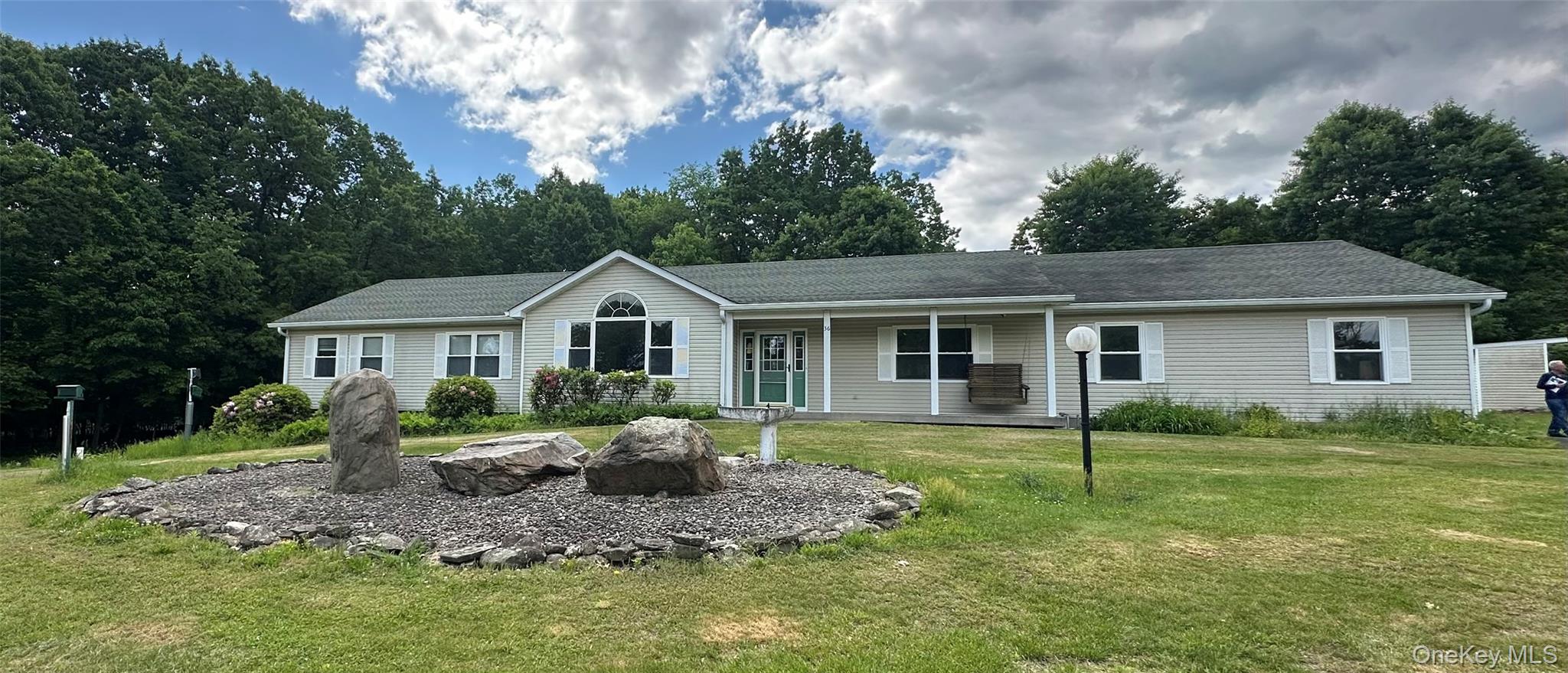 36 Greentree Lane – For Sale