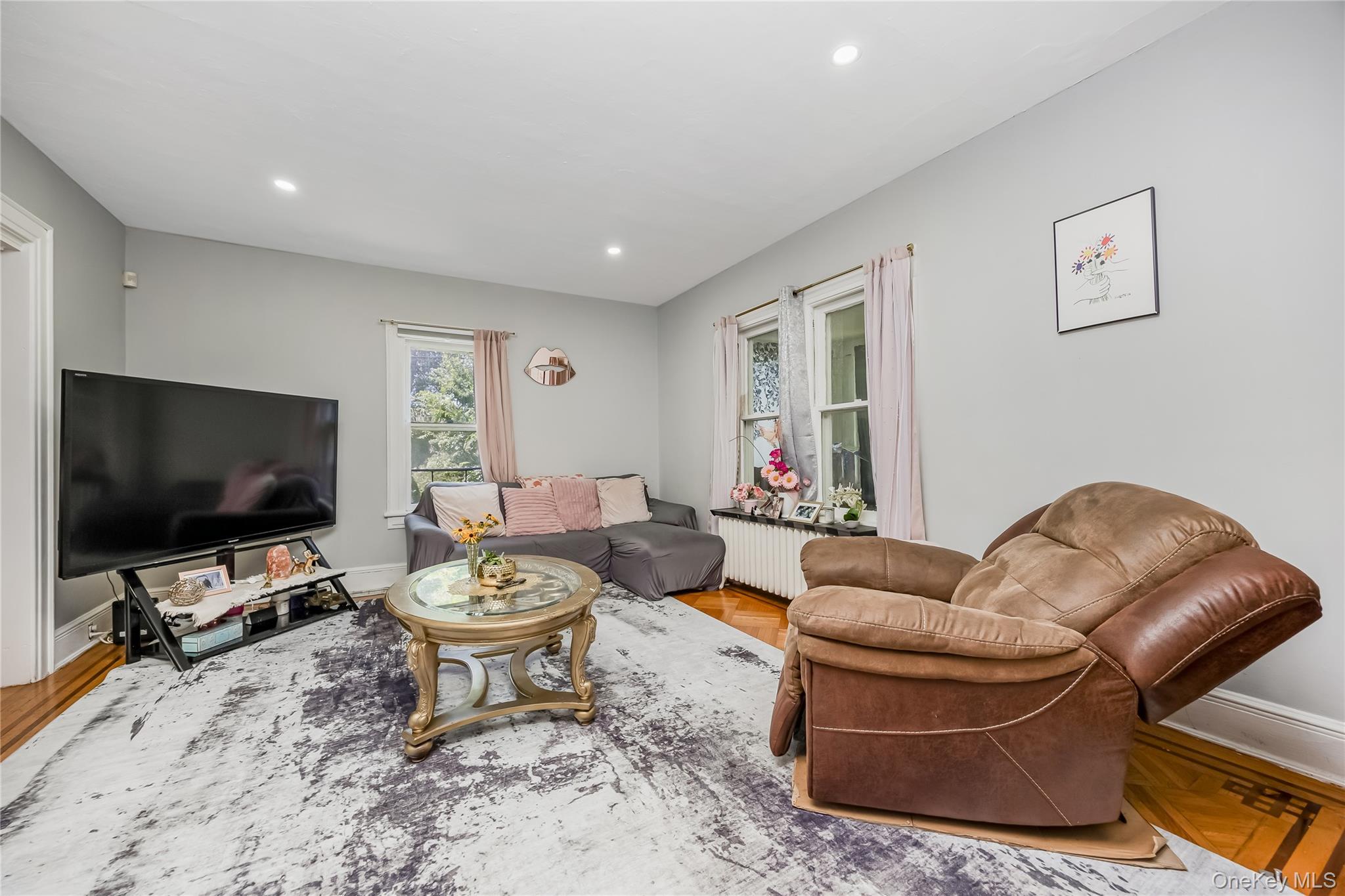958 Thomas Avenue – For Sale photo 7