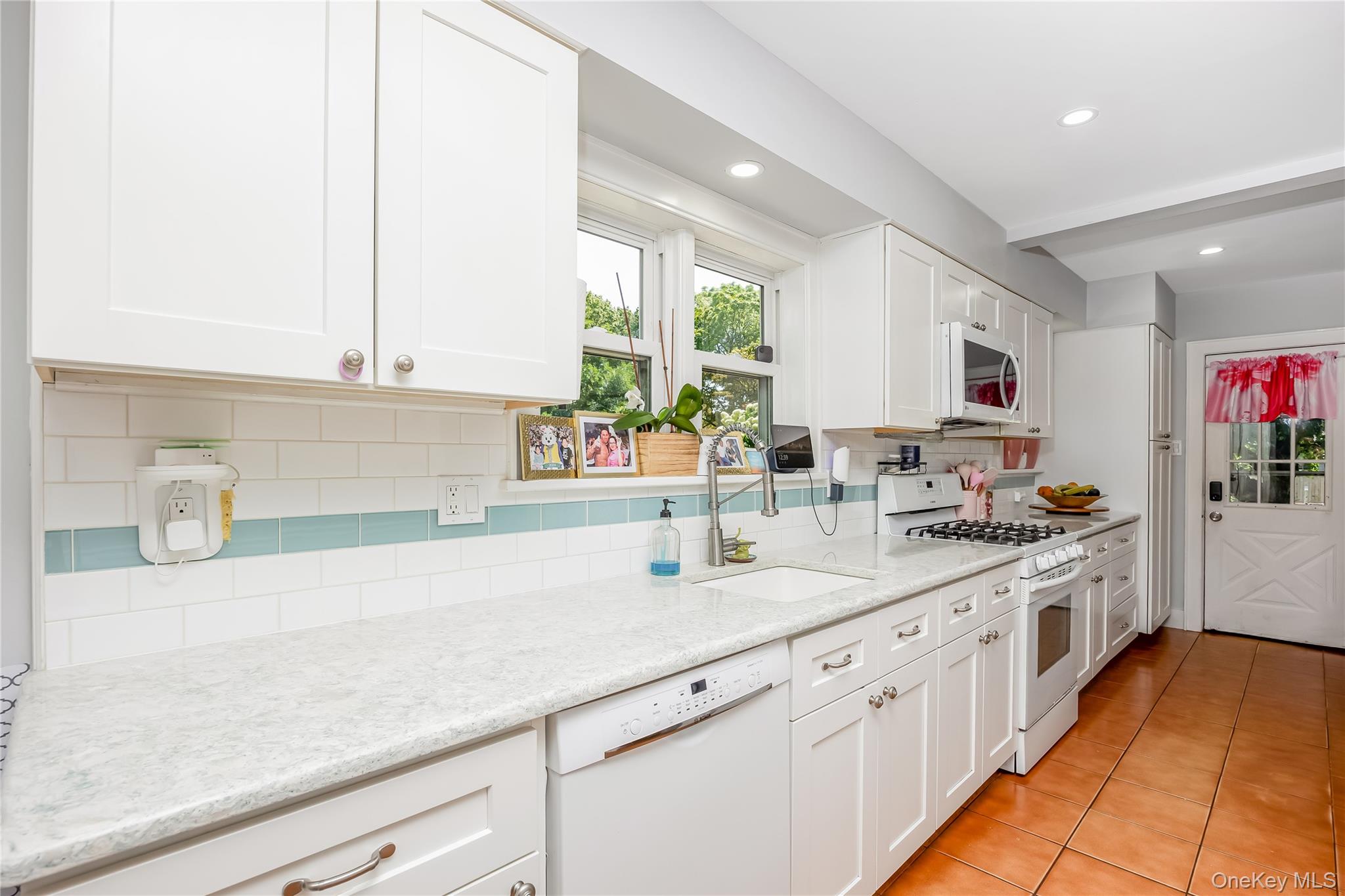 958 Thomas Avenue – For Sale photo 15
