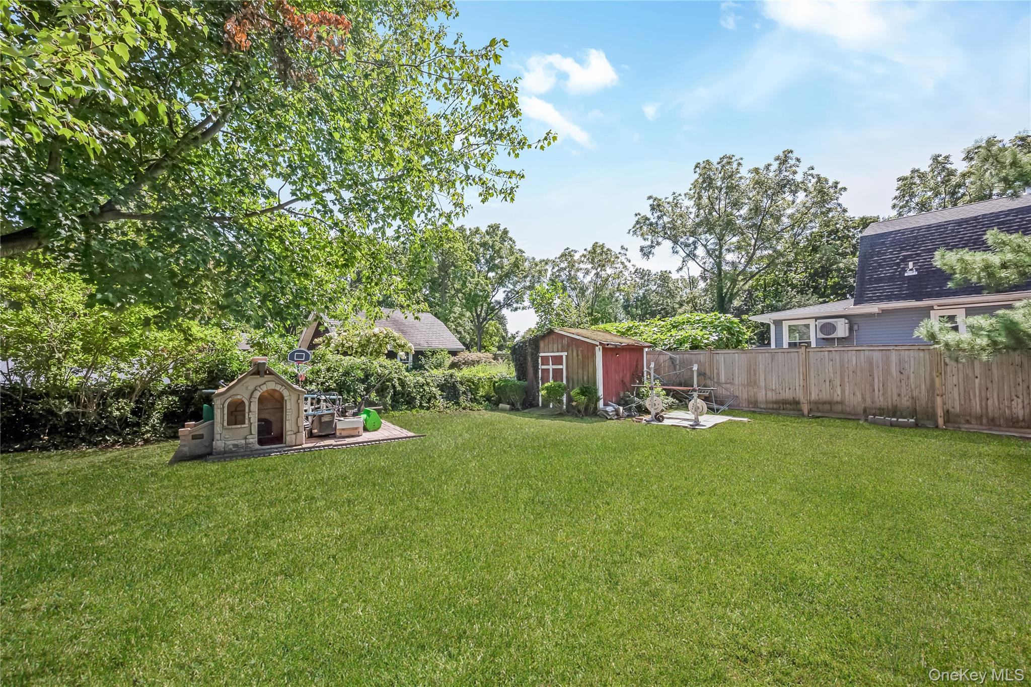 958 Thomas Avenue – For Sale photo 24