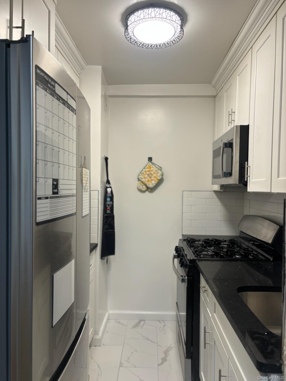 555 Bronxs river road, Unit 1k photo 2