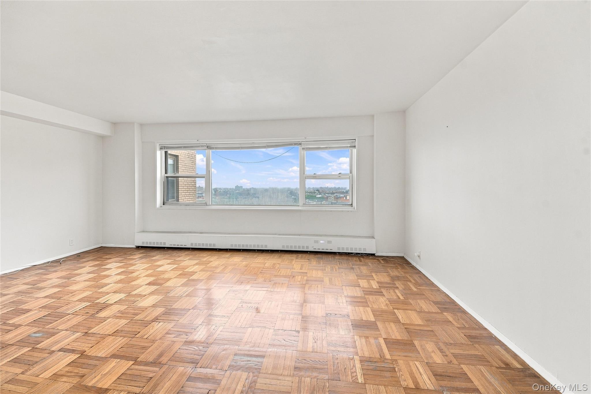 8 Fordham Hill Oval, Unit 16D photo 3