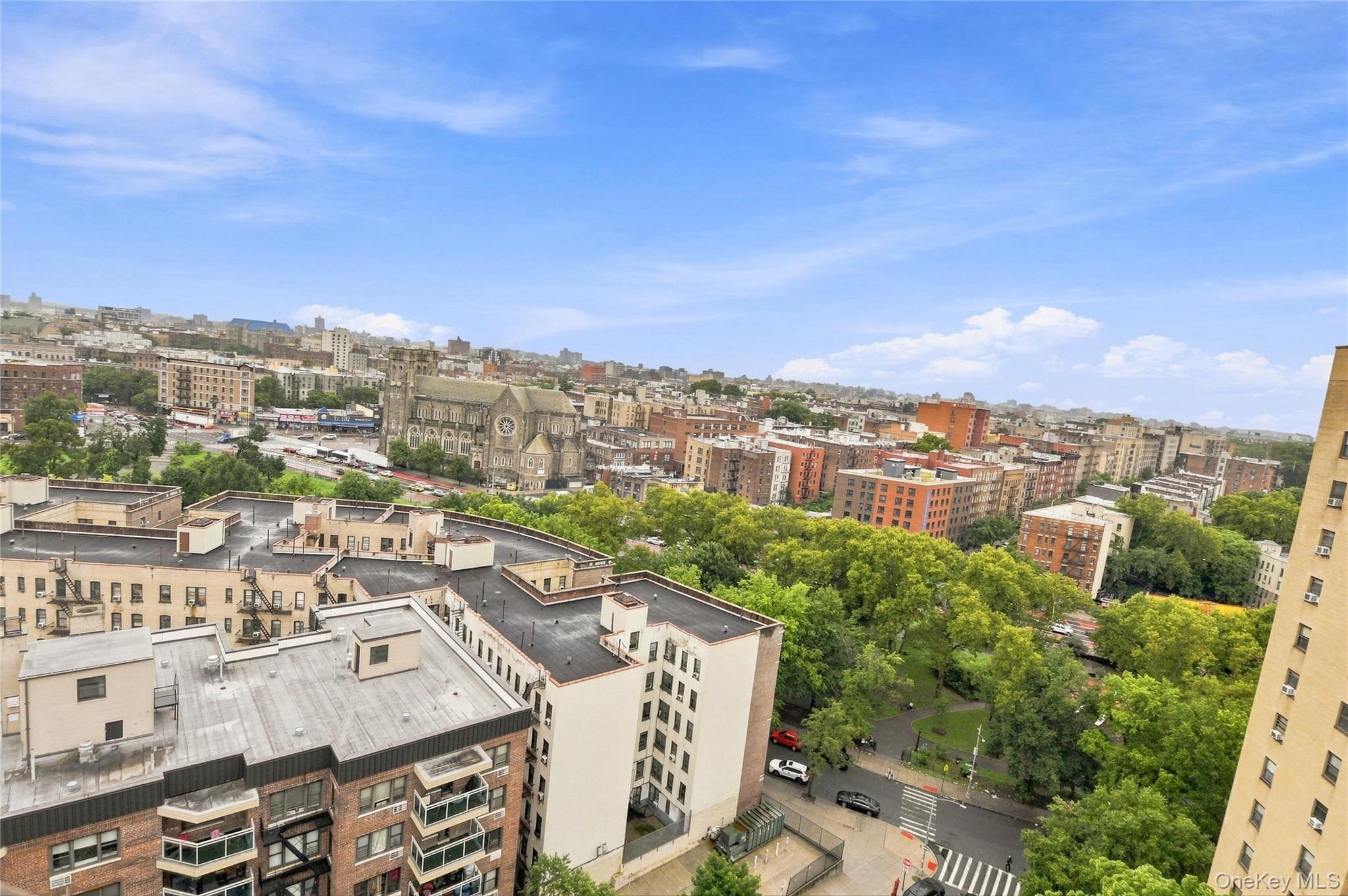 8 Fordham Hill Oval, Unit 16D photo 14
