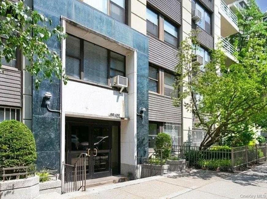 9809 64th Road, Unit 3D