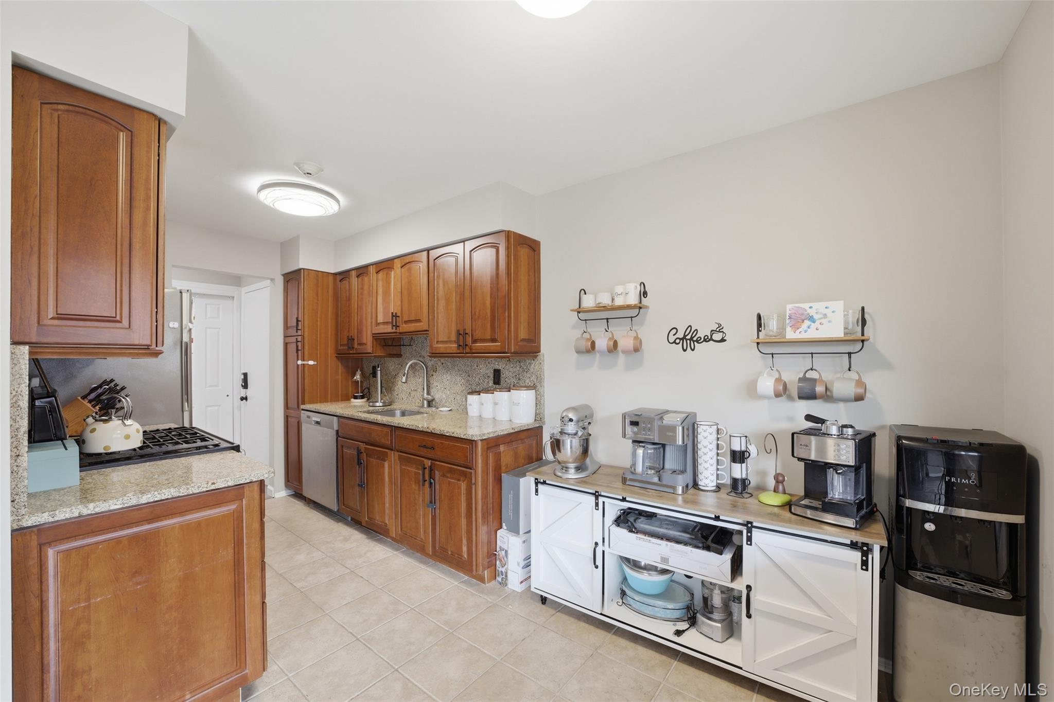 25 College Avenue, Unit 707 photo 8