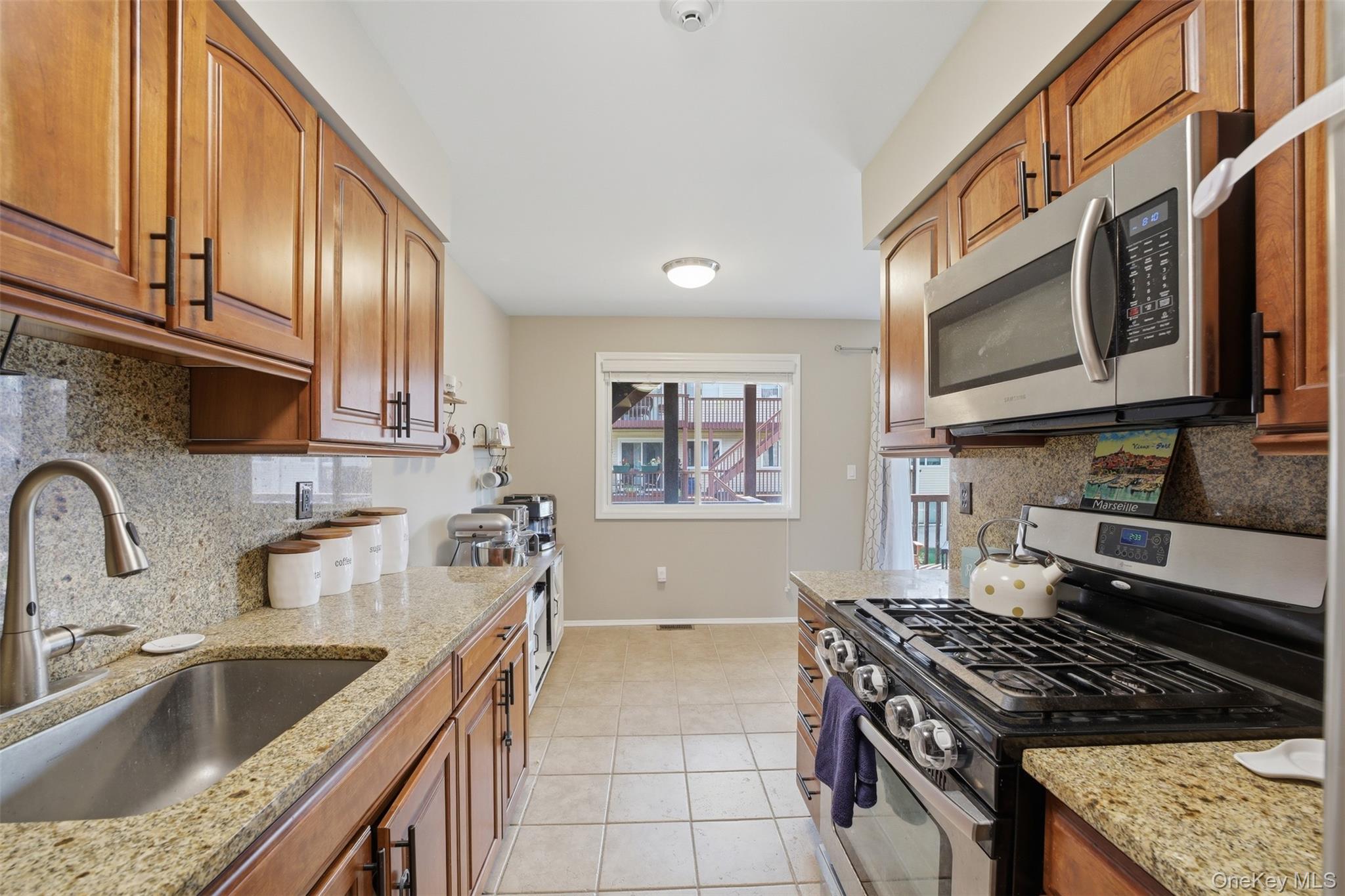 25 College Avenue, Unit 707 photo 10