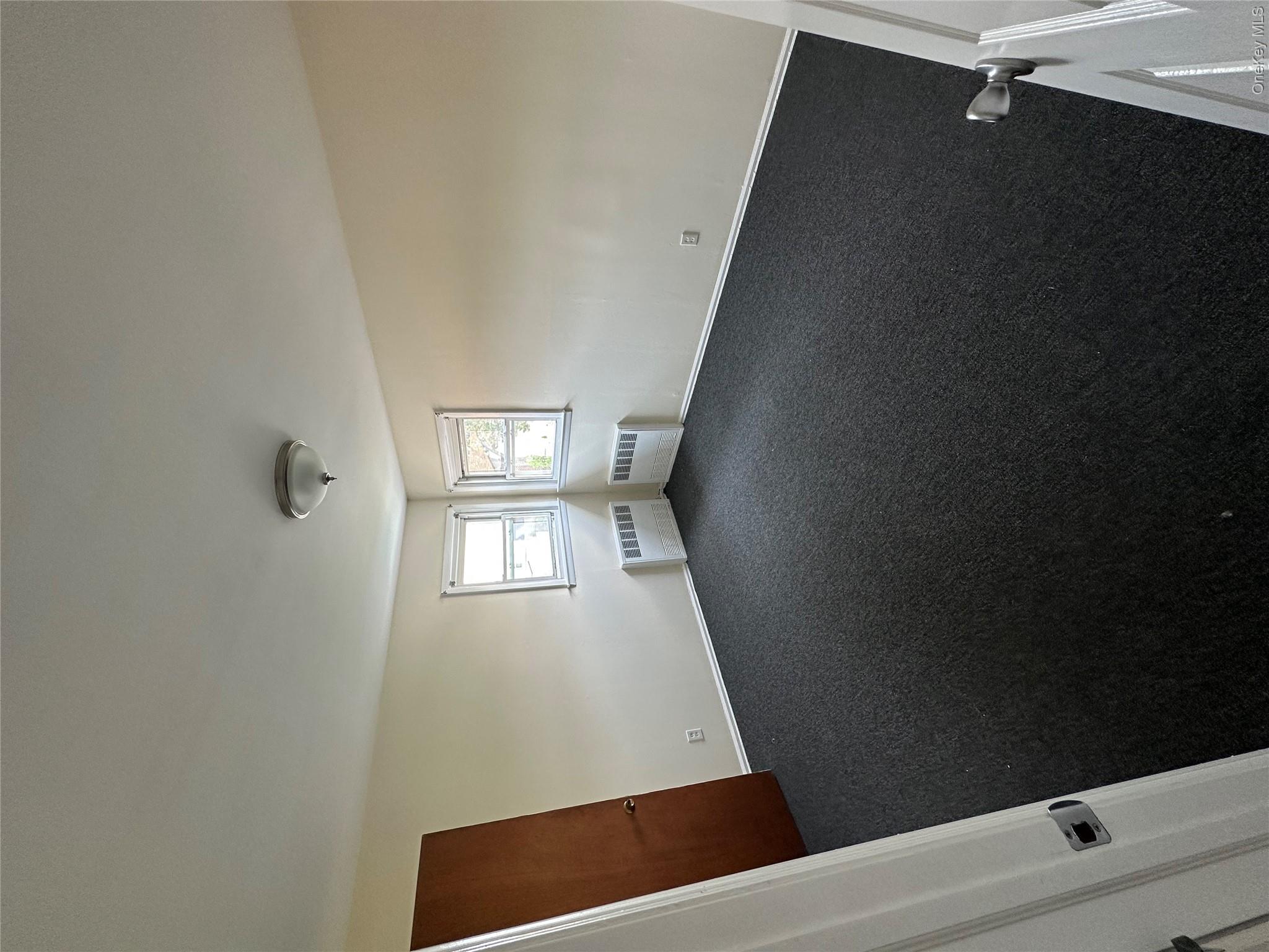 137 Nassau Boulevard – For Rent photo 6