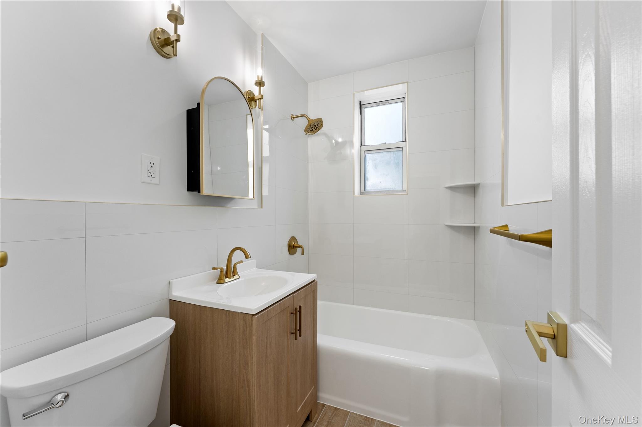 5645 Netherland Ave, Unit 6B photo 11