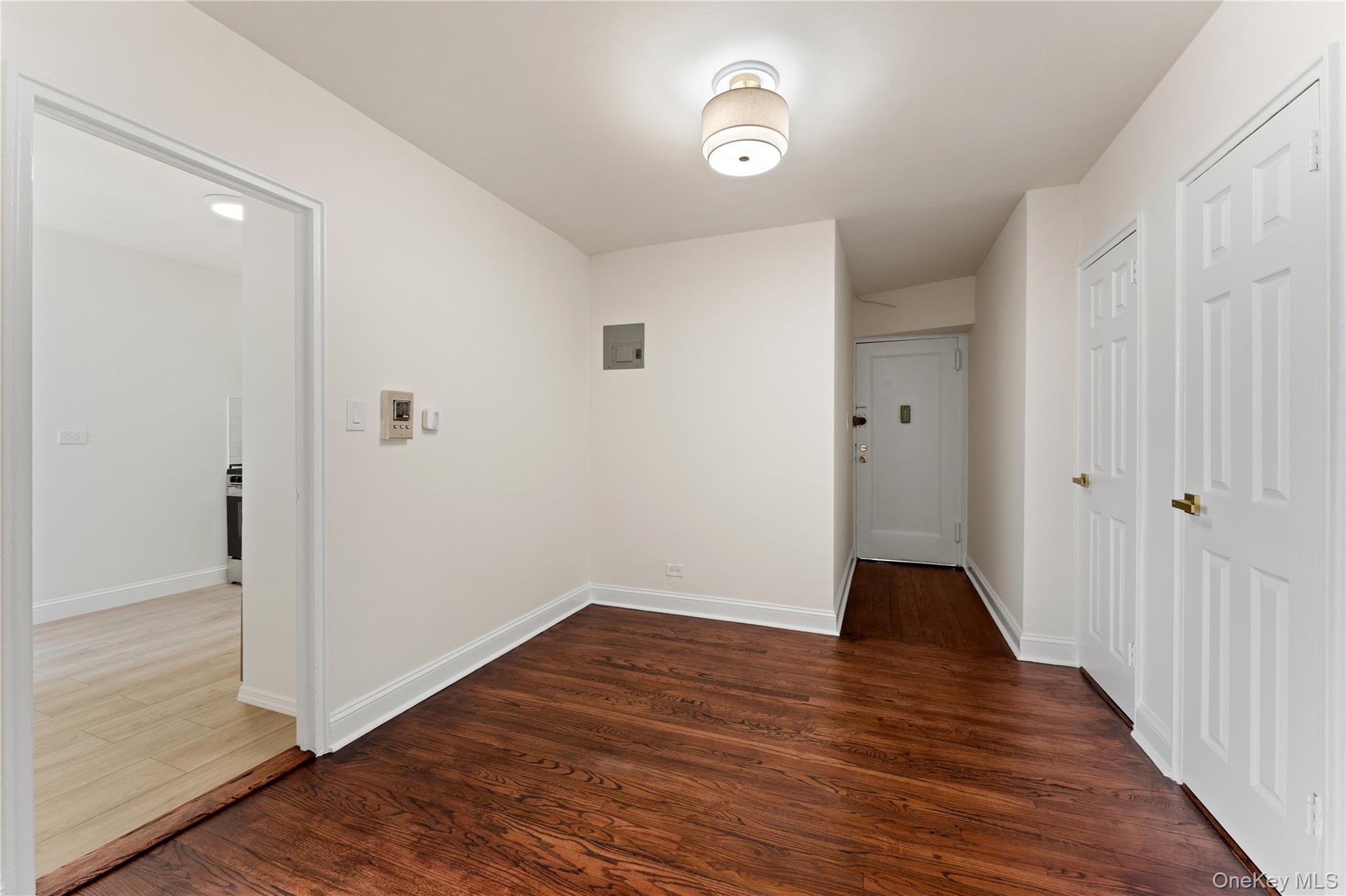 5645 Netherland Ave, Unit 6B photo 9