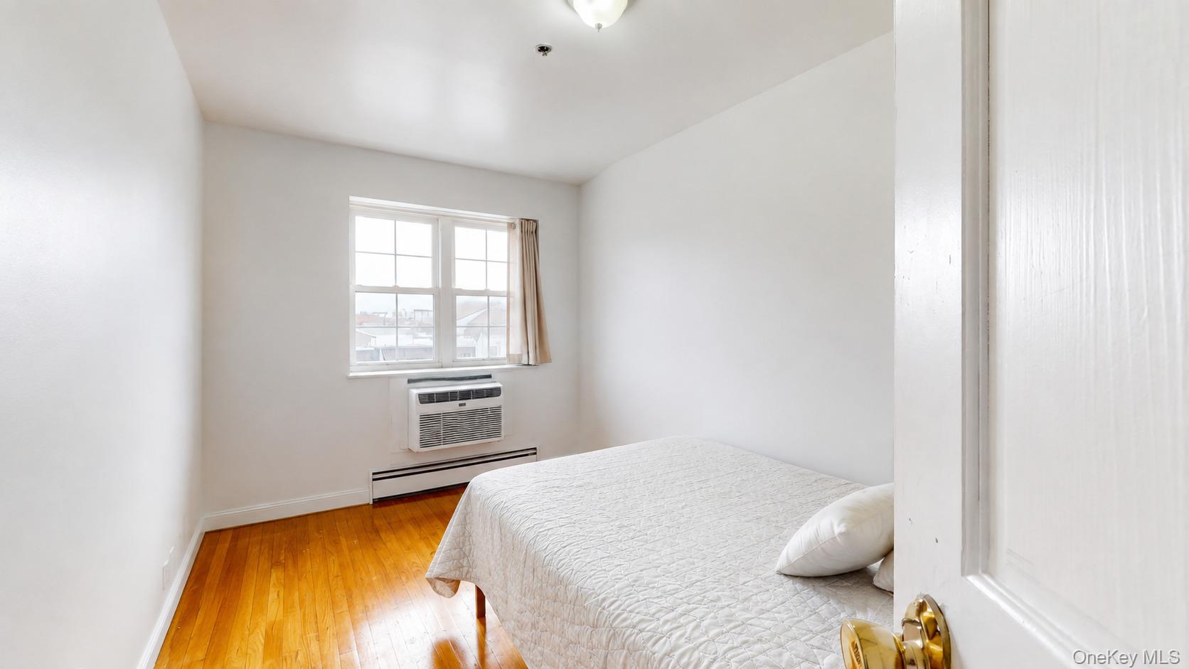35-13 109th Street – For Sale photo 27