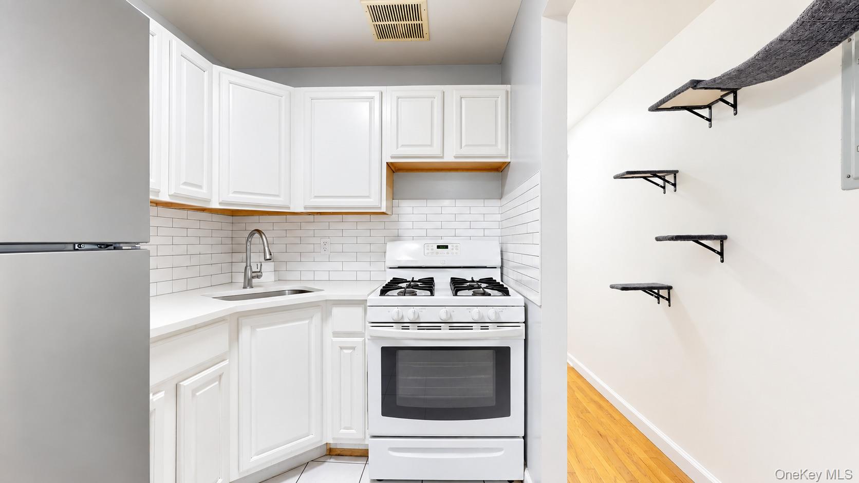35-13 109th Street – For Sale photo 9