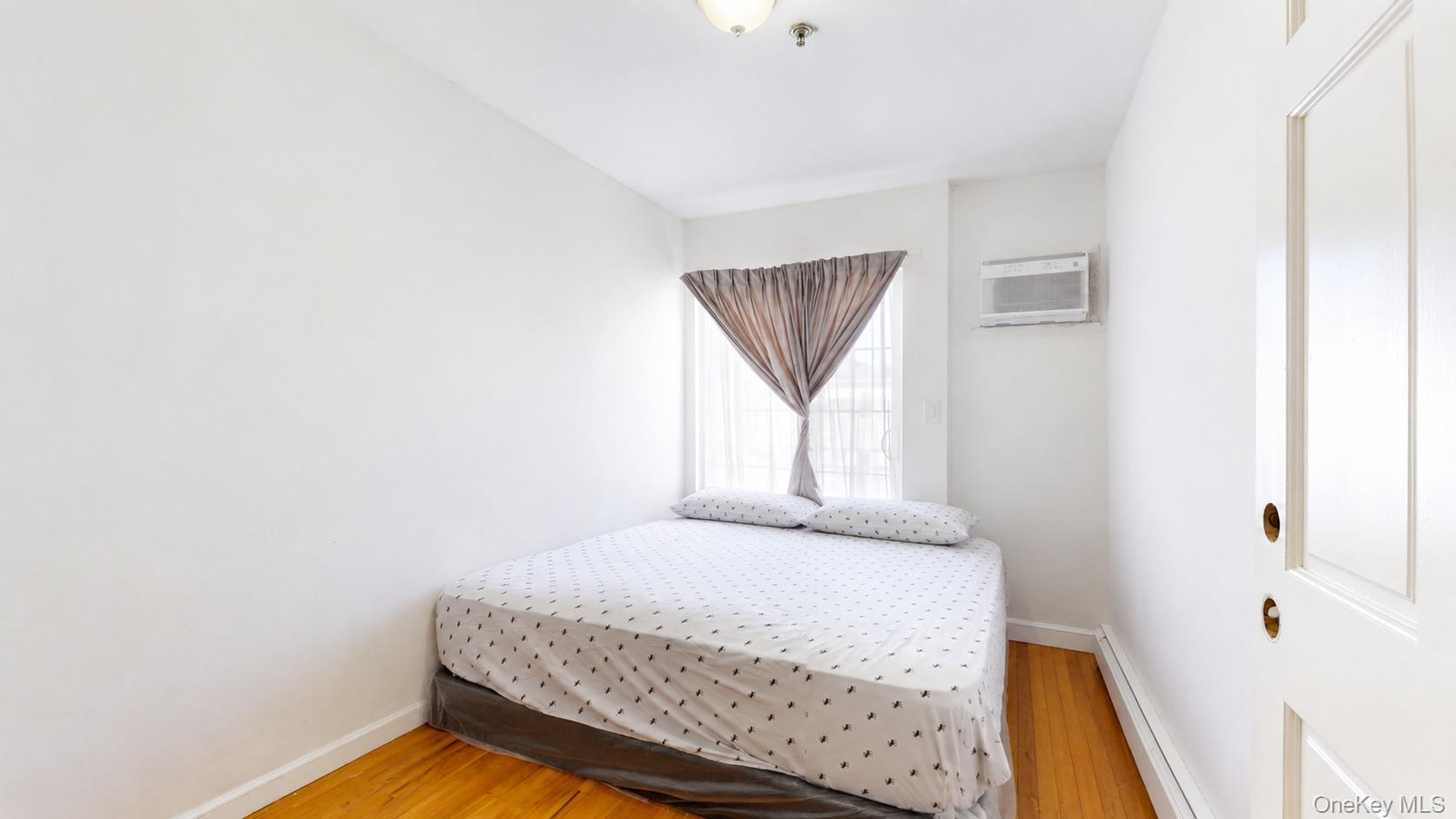 35-13 109th Street – For Sale photo 33