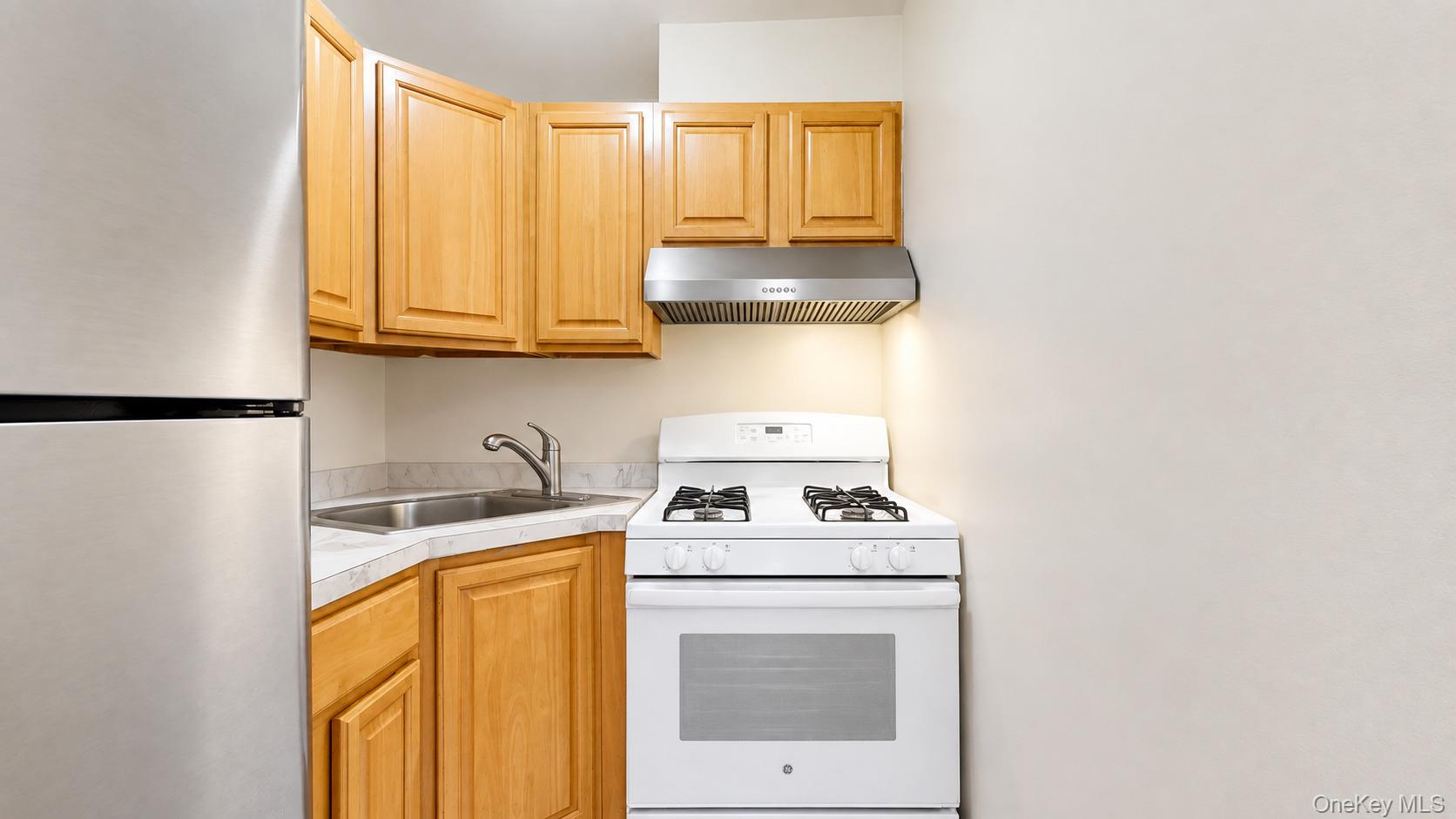 35-13 109th Street – For Sale photo 30