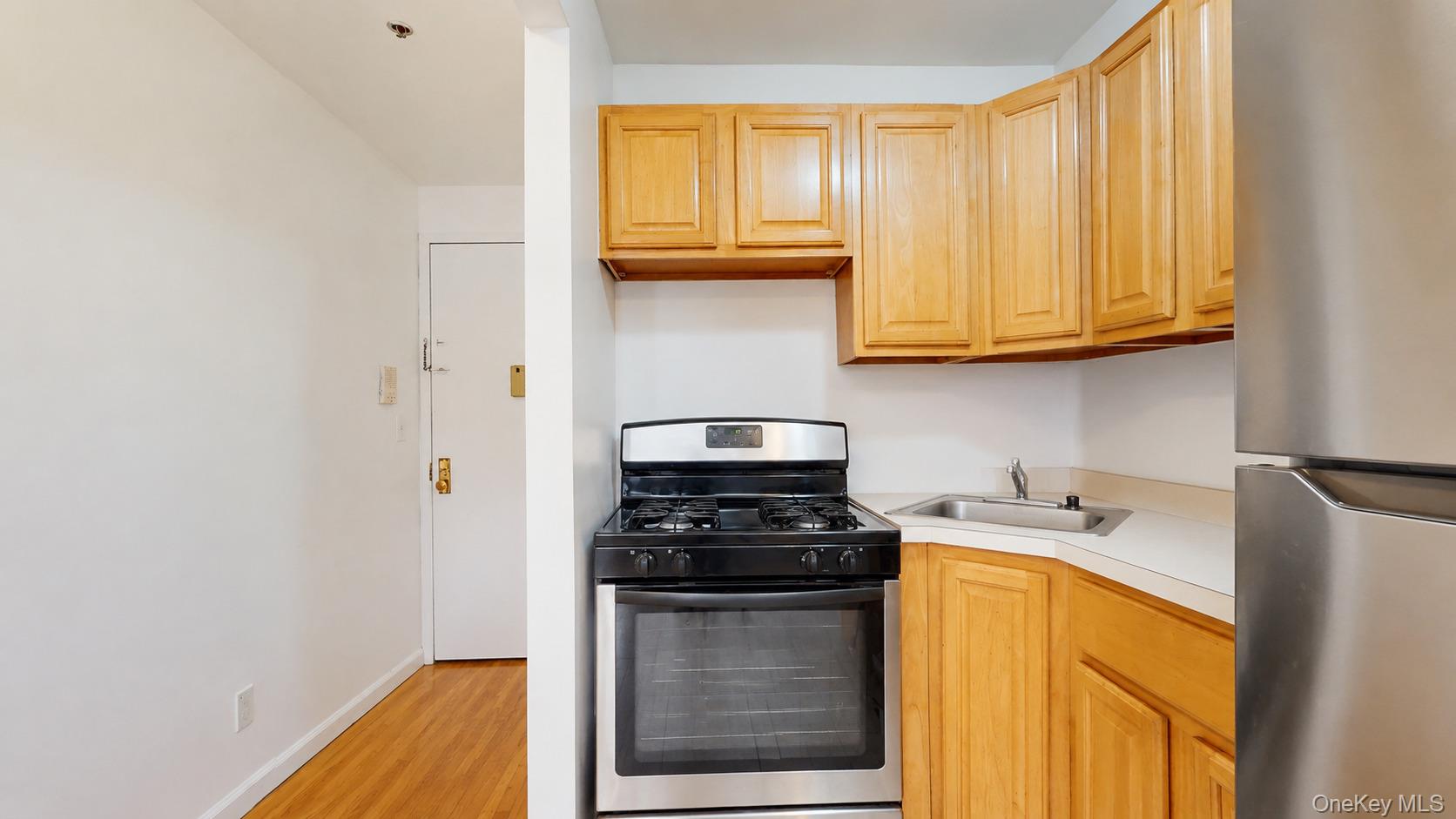 35-13 109th Street – For Sale photo 24
