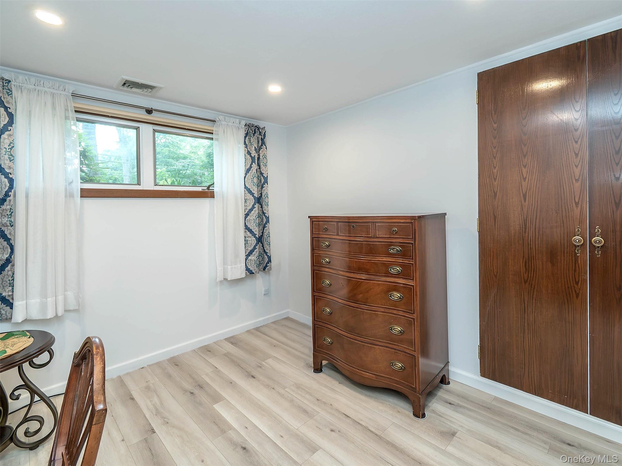 7 Appletree Lane – For Rent photo 21