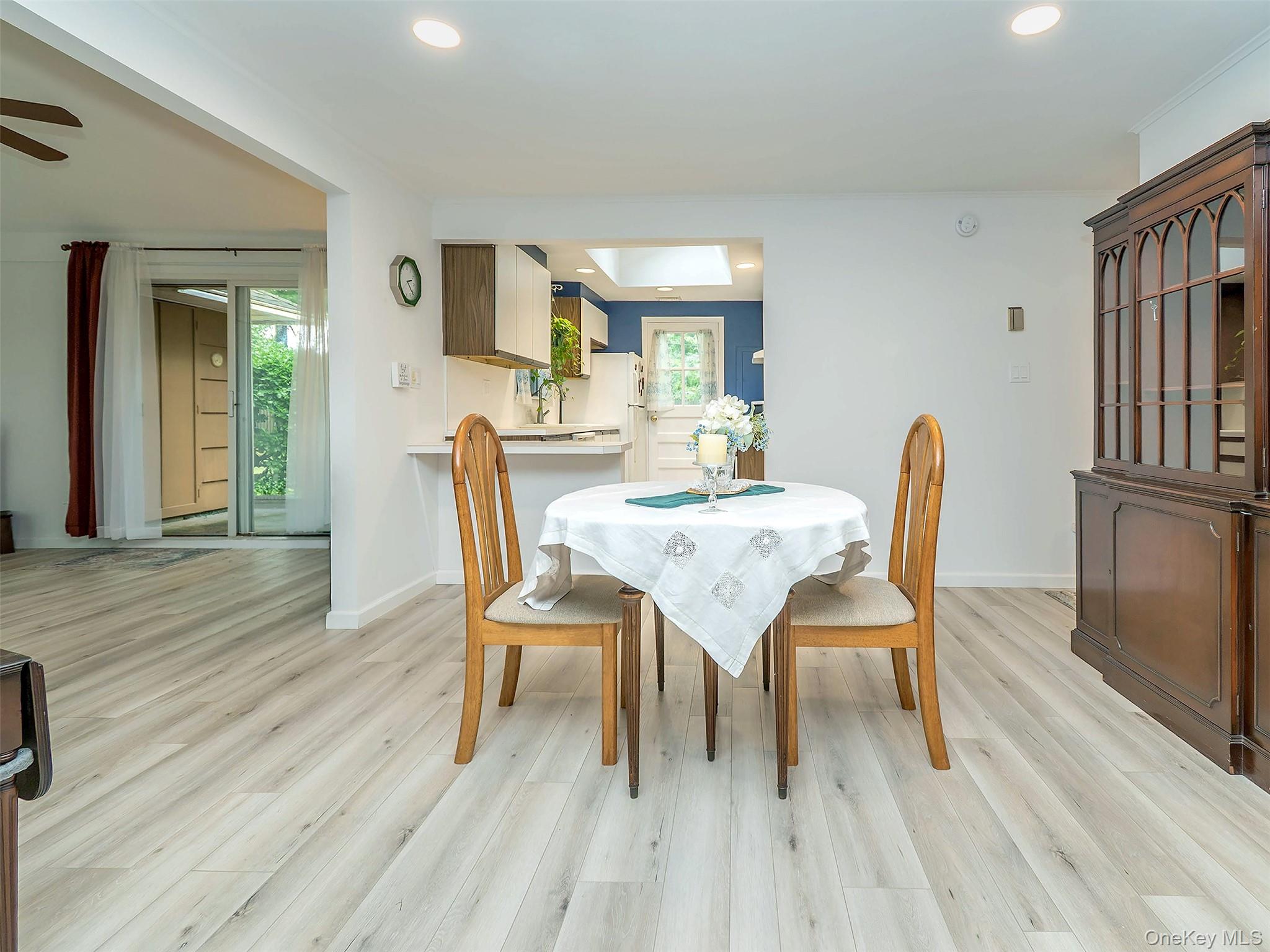 7 Appletree Lane – For Rent photo 12