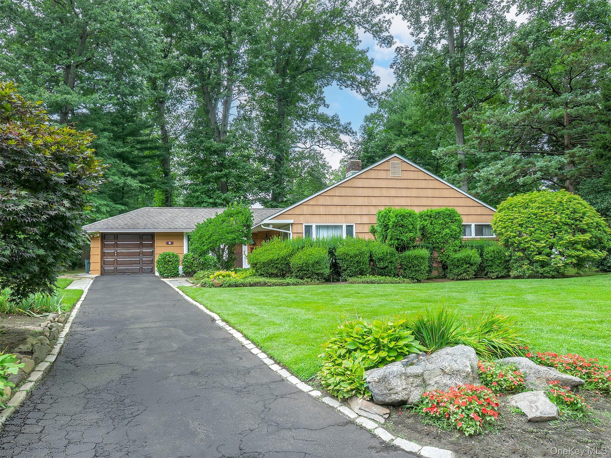 7 Appletree Lane – For Rent