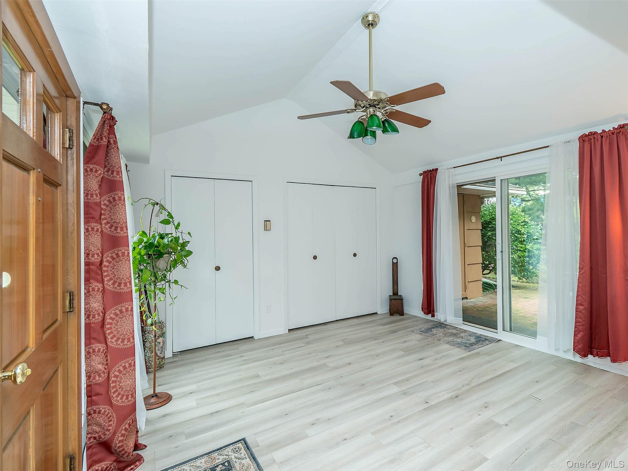 7 Appletree Lane – For Rent photo 6