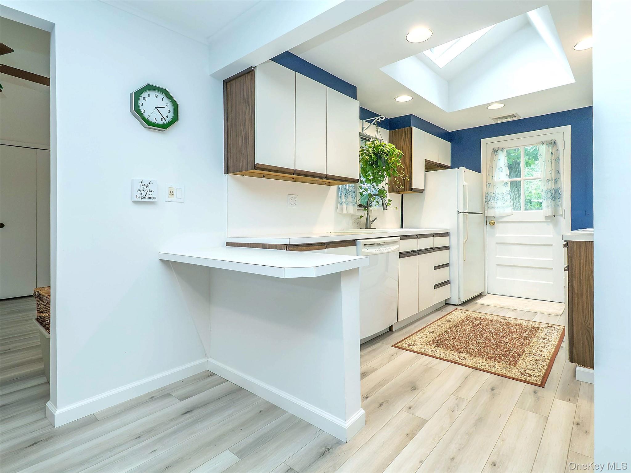 7 Appletree Lane – For Rent photo 14