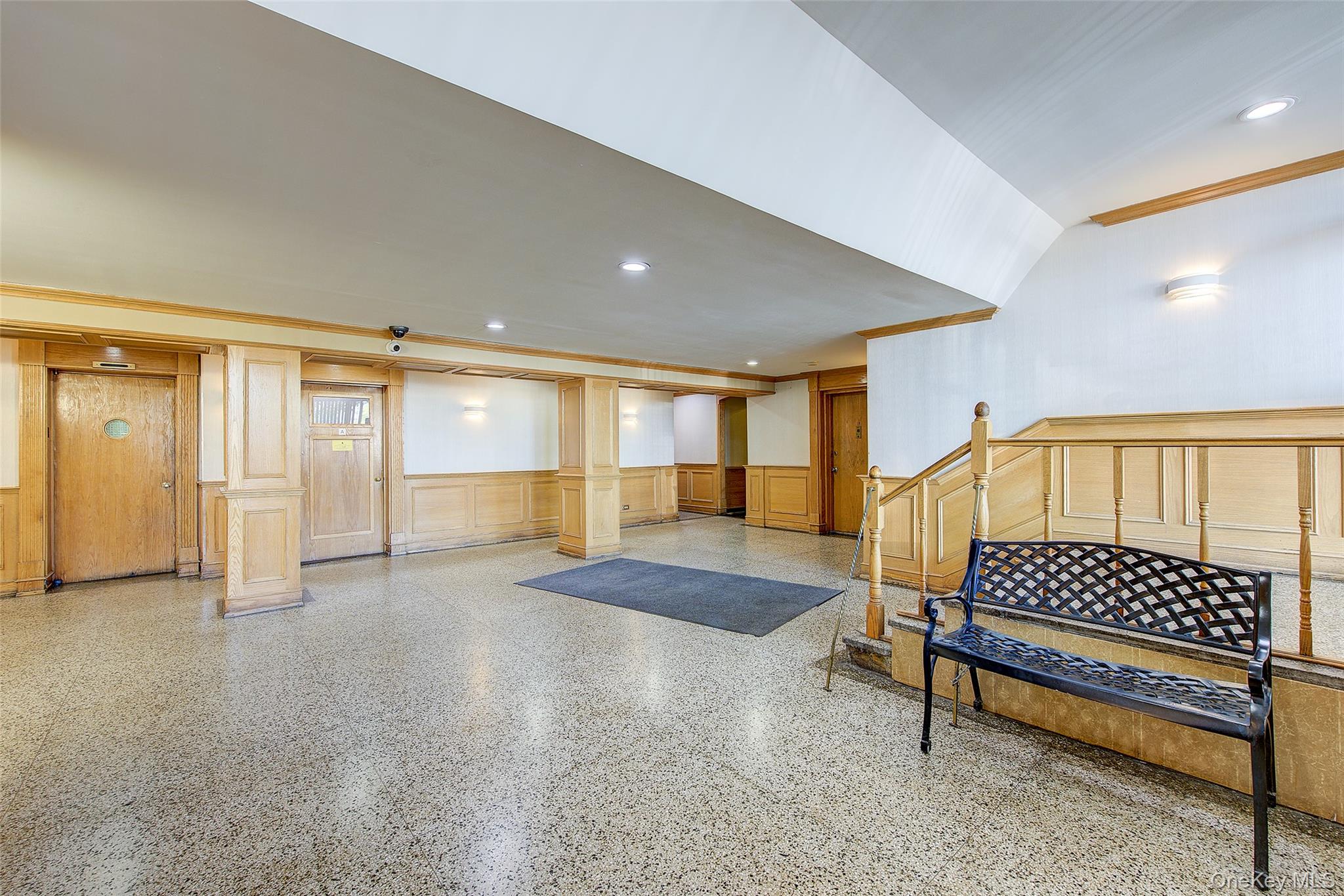 144-60 Gravett Road, Unit 4J photo 4