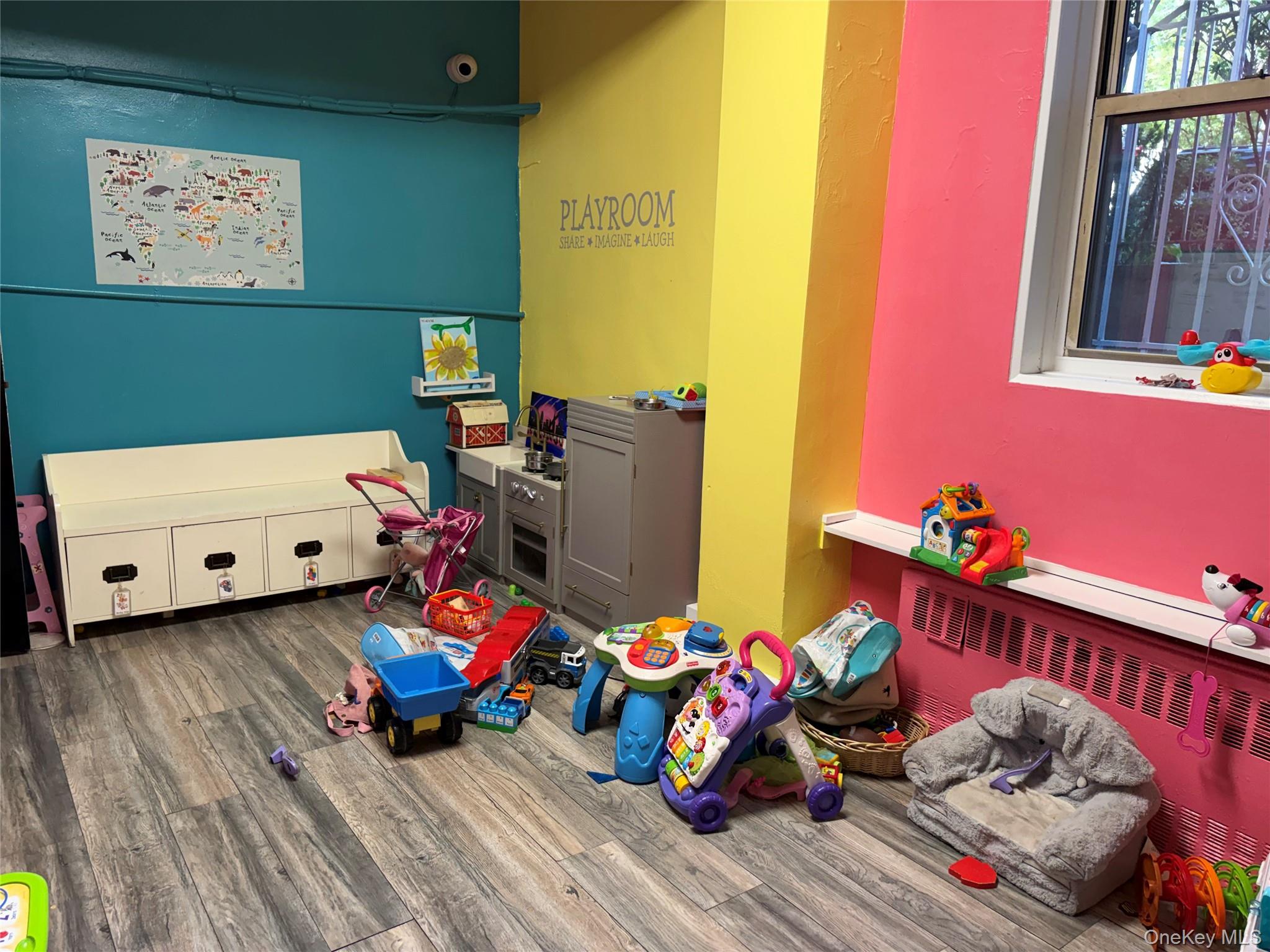3755 Henry Hudson Parkway, Unit 14A photo 2