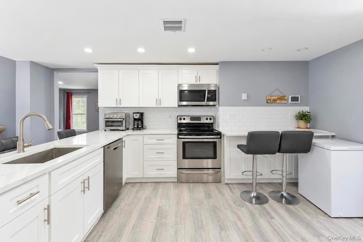 10 Helene Drive – For Sale photo 6