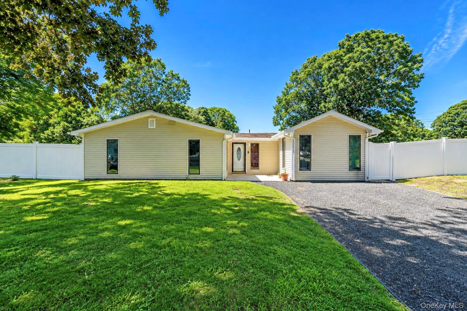 10 Helene Drive – For Sale photo 18