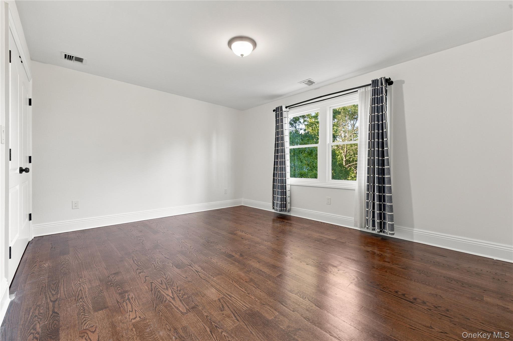 22 Forest Drive – For Sale photo 18