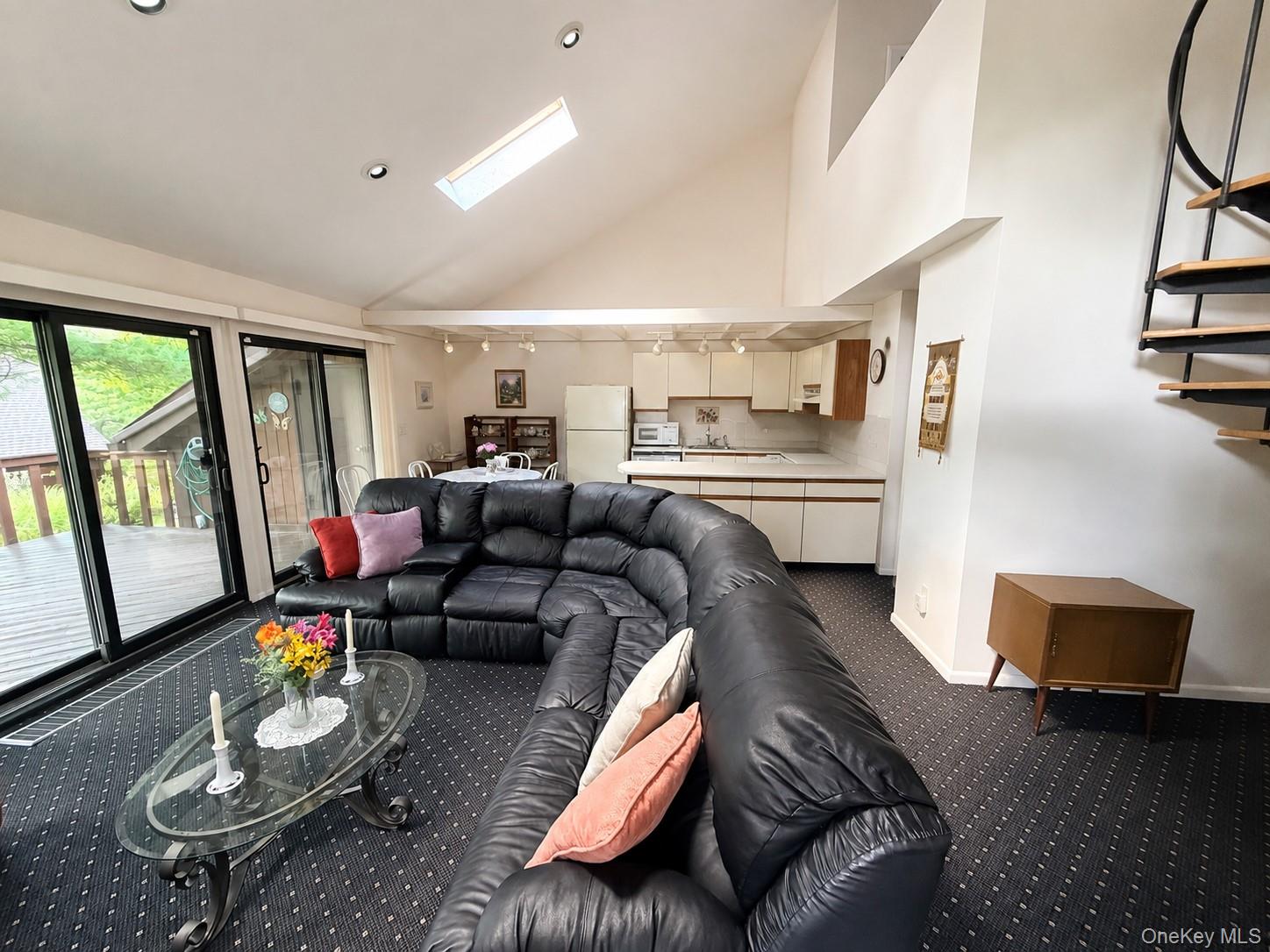 3 Water Lilly Lane – For Sale photo 3