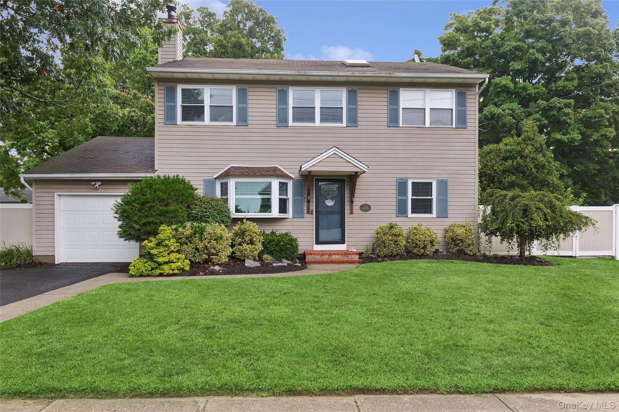 25 N Ocean Avenue – For Sale