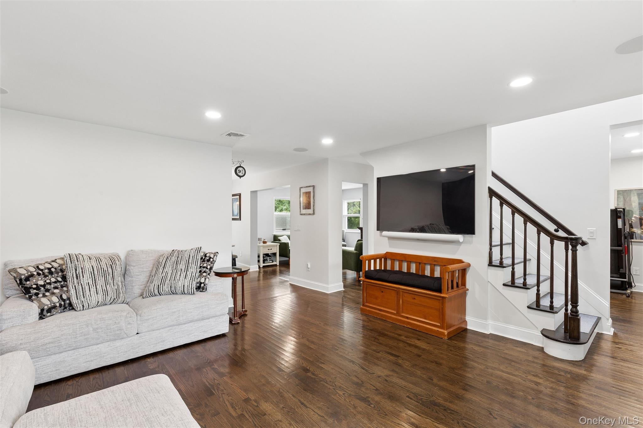 25 N Ocean Avenue – For Sale photo 3